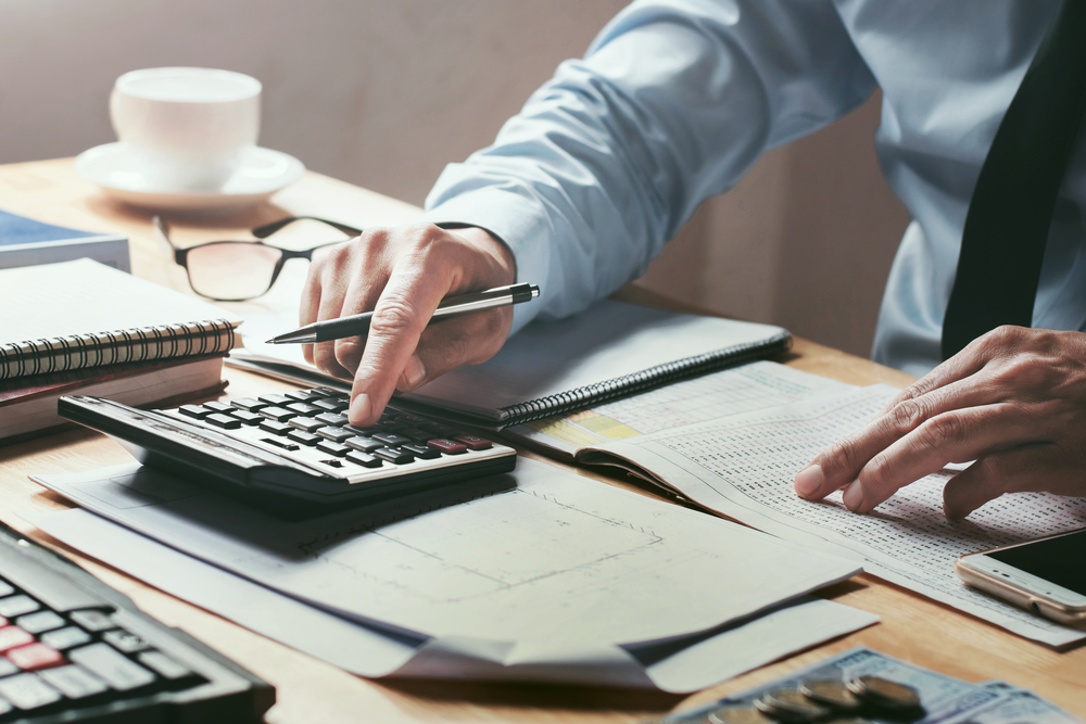 Bookkeeping VS Accounting Services: What’s The Difference & What Does Your Business Need?