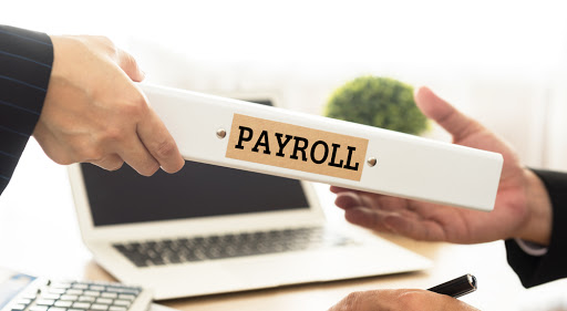 Benefits of Outsourcing Live Payroll To Your Cedar City Accountant